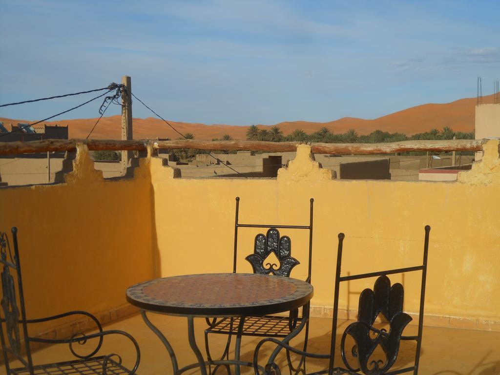 Riad Aicha & Camel Trekking Merzuga Kültér fotó