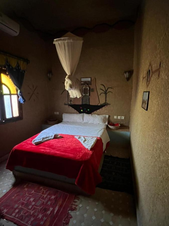 Riad Aicha & Camel Trekking Merzuga Kültér fotó