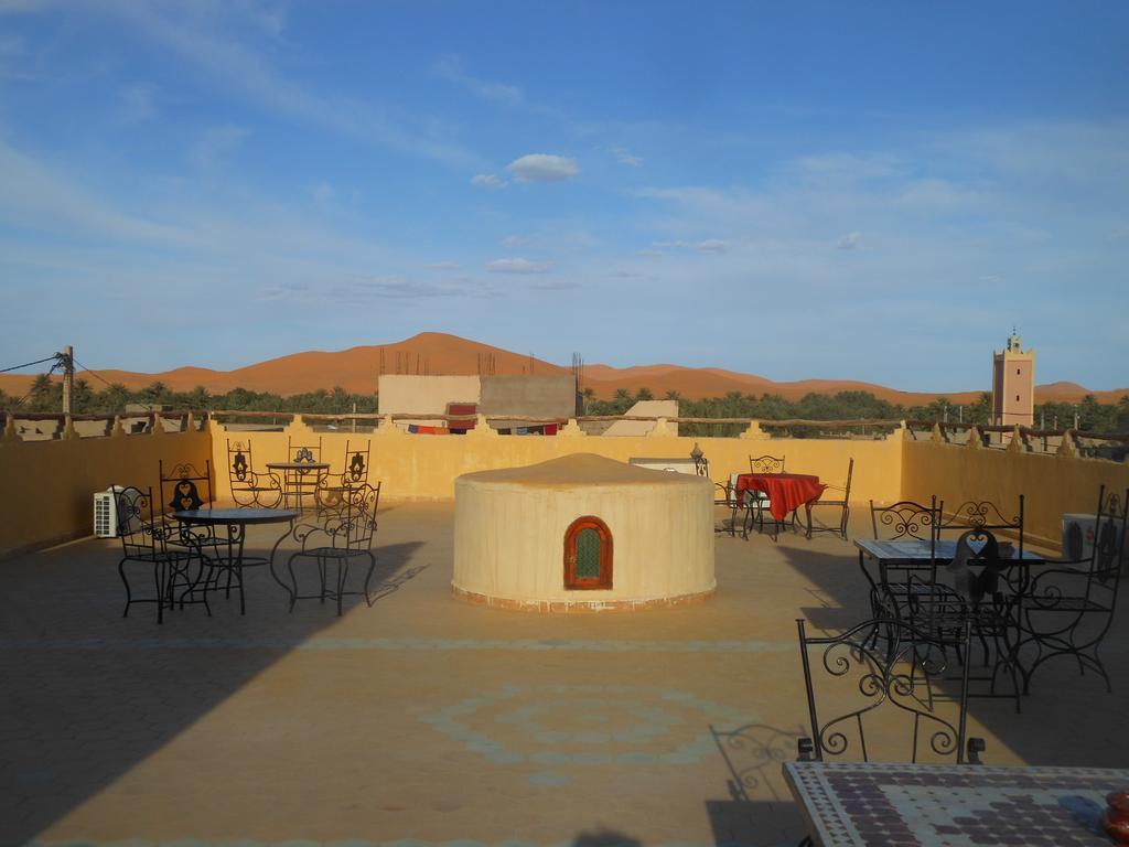 Riad Aicha & Camel Trekking Merzuga Kültér fotó